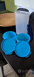 Contenitori della Tupperware 