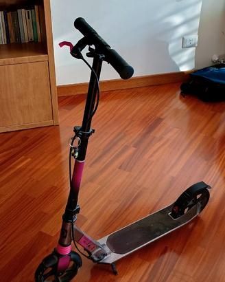 Monopattino Oxelo e skateboard Decathlon
