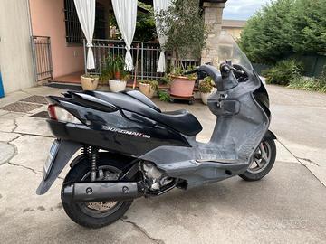 Suzuki burgman 150