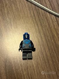 Lego Batman Blue Beetle minifigure