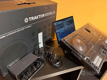 Traktor s4 mk3 + accessori