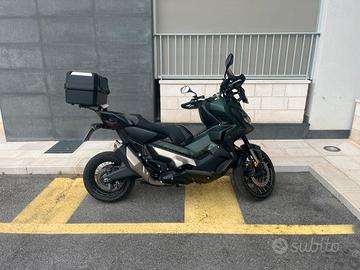 Honda X-adv 750 desert trak 2020