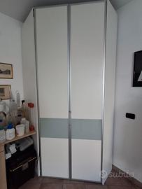 Armadio ad angolo