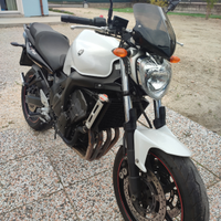 Yamaha FZ6 S2