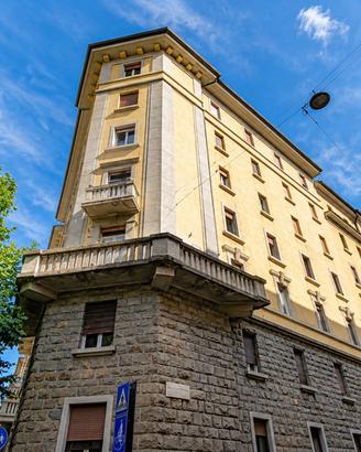Ampio trilocale, adiacenze Viale D'Annunzio