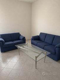Salotto Completo: Divano 3 Posti + Divano 2 Posti