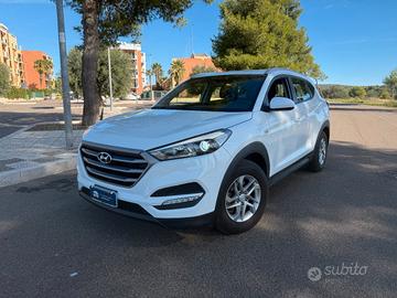 Hyundai Tucson 1.7 crdi Comfort Plus Pack 2wd 115c
