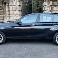 Bmw 118d 5p. Business AUTOMATICA NAVI GARANZIA