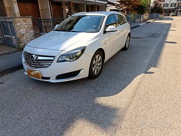 Opel insignia sport tourer sw 
