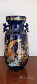 Vaso Vintage in Porcellana Blu con Decorazioni