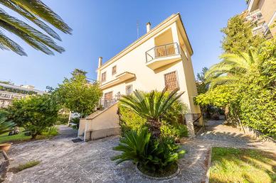 VILLA SINGOLA A ROMA