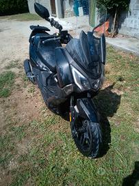 scooter 300 