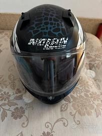 Casco Nolan