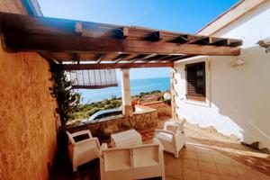 Villetta schiera sud Sardegna vista mare