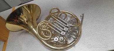 Corno triplo E. Schmid