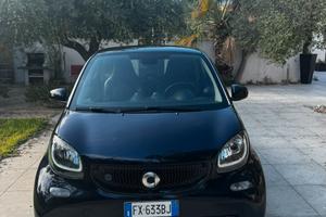 Smart EQ Paris blue Brabus