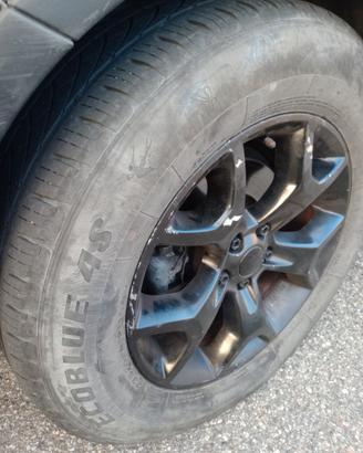 4 gomme 235/65/17
