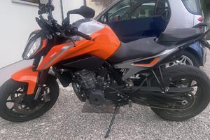 Ktm duke 790 2018