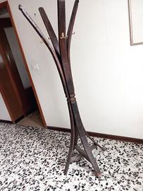 Attaccapanni realizzato con doghe di botte vino