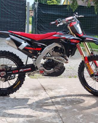 Honda CRF 250 R 2020 Red moto