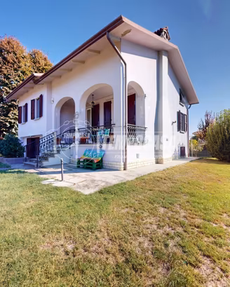 casa indipendente con giardino di 500mq e impianto
