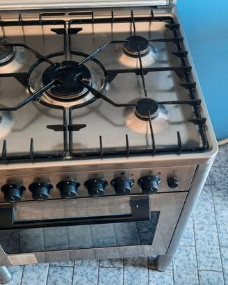 Cucina Zoppas cinque fuochi + forno elettrico