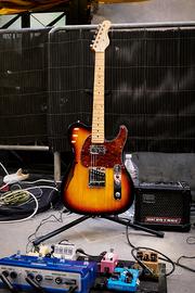 G&L Asat Classic Bluesboy semi hollow tribute