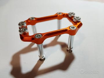 Supporto servocomando auto macchinine rc