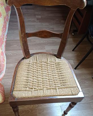 Sedie legno e vimini