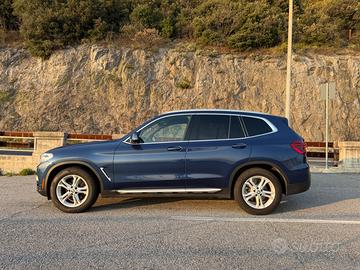 BMW X3 xDrive30i Luxury