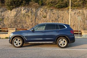 BMW X3 xDrive30i Luxury