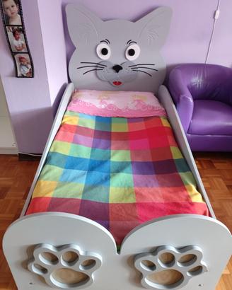 Lettino ad una piazza a forma di “GATTO GRIGIO”  