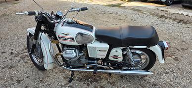 Moto Guzzi V7 - 1969