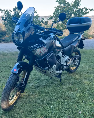 Honda Africa Twin XRV 750 (1998) – accesoriata