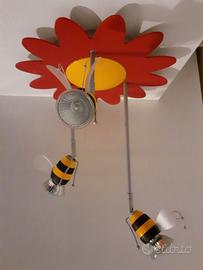 Simpaticissimo lampadario con api
