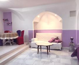 Pied a terre sul porto d'Ischia dal 18/8