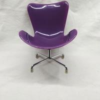 sedia per telefono o gioco per bambole