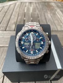 Citizen Skyhawk