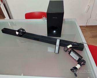 Soundbar Samsung HW J355 con cavo ottico