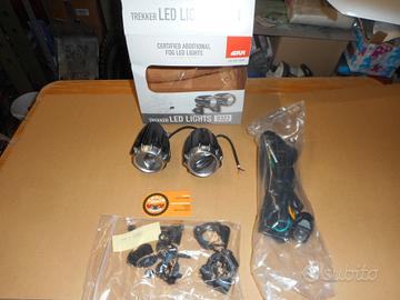 Faretti led moto givi trekker S322