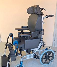 Sedia a rotelle per anziani