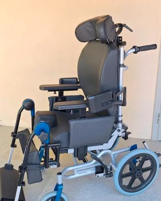 Sedia a rotelle per anziani