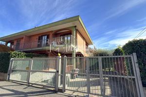 Villa a Alpignano Via A.Diaz 5 locali