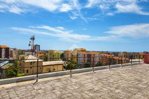 3 LOCALI A SAVONA