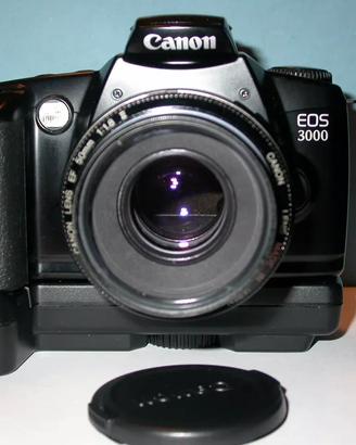 CANON: FOTOCAMERA EOS 3000 + OBIETTIVO + BP8