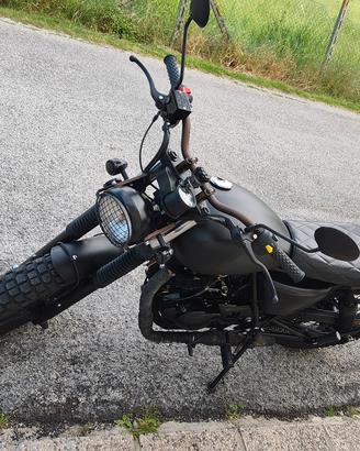Mutt Fat Sabbat 250 Scrambler 