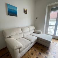 Divano letto con chais longue incluso materasso