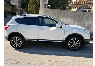 Nissan per pezzi di ricambio