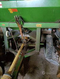 Mietitrebbia, irroratrice, spandiconcime