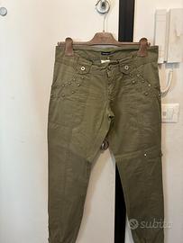 Pantaloni